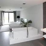 ホテル Lafitenia 5*