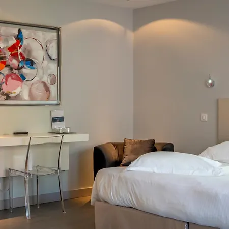 Lafitenia Hotell 5*